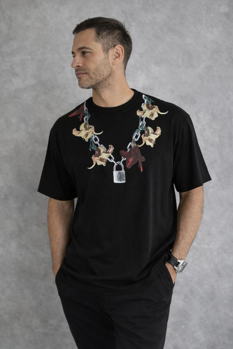 vlmrtr-10218_69b696b65c90c-42841837-sw853sh1280-41dytvqq.jpg Erkek Baskılı T-Shirt Kısa Kol Bisiklet Yaka Regular Fit Rahat Tişört - Siyah - Görsel 1