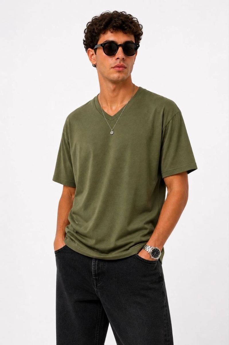 vlmrtr-10719_69f7316543903-47367285-sw852sh1280-o1yw4lz9.jpg Erkek V Yaka Basic Tişört Kısa Kol Yazlık Regular Fit T-Shirt - Haki - Görsel 1