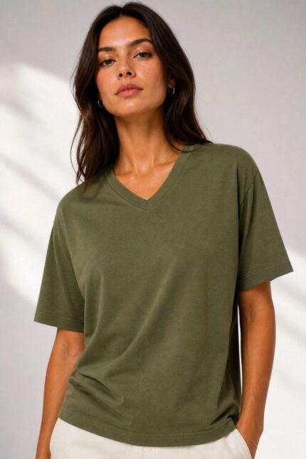 Kadın V Yaka Basic Tişört Kısa Kol Yazlık Regular Fit T-Shirt - Haki