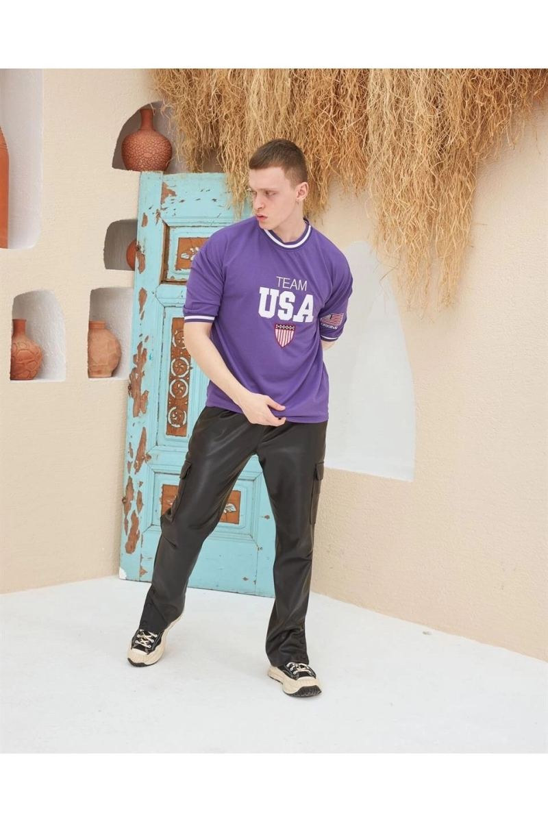 vlmrtr-1428_erkek-nakis-islemeli-ribanali-oversize-t-shirt-mor-159436298-sw960sh1440-3ow8zsub.jpg Erkek Bisiklet Yaka Tişört Nakış İşlemeli Kısa Kol Oversize T-Shirt - Mor - Görsel 1