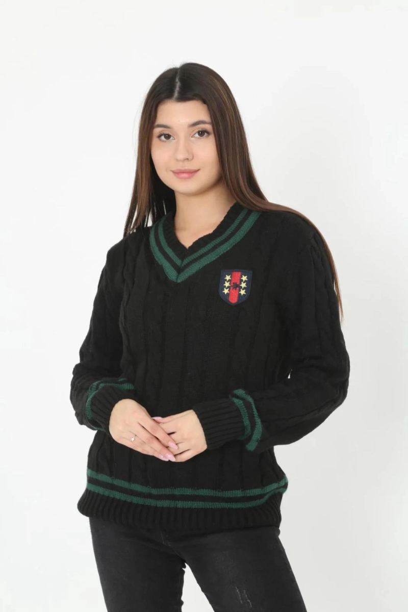 vlmrtr-2356_kadin-v-yaka-orgulu-kazak-siyah-169928819-sw1066sh1600-1b72ed6z.jpg Kadın V Yaka Örgülü Kazak - Siyah - Görsel 1