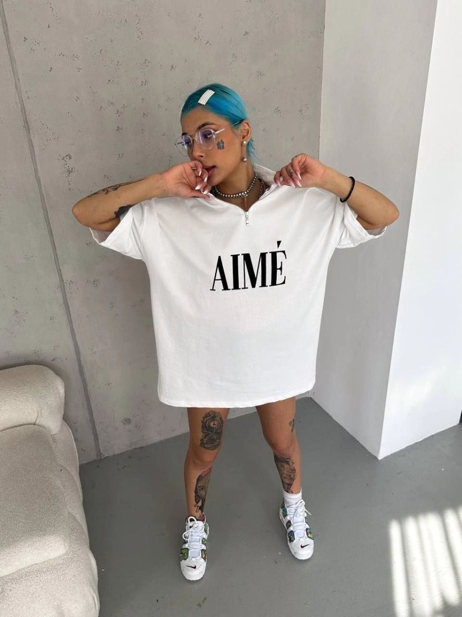 vlmrtr-4251_unisex-yarim-fermuarli-baskili-t-shirt-beyaz-2064788-sw960sh1280-2vyun8j9.jpg Kadın Yarım Fermuarlı Tişört Kısa kol Baskılı T-Shirt - Beyaz - Görsel 1