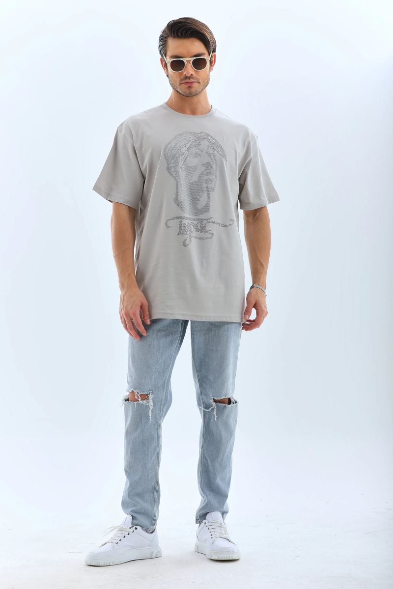vlmrtr-4398_unisex-oversize-tasli-bisiklet-yaka-t-shirt-gri-22056817-sw2220sh3330-28z57icj-1.jpg T-Shirt TAŞ Detaylı Bisiklet Yaka T-Shirt - Gri - Görsel 1