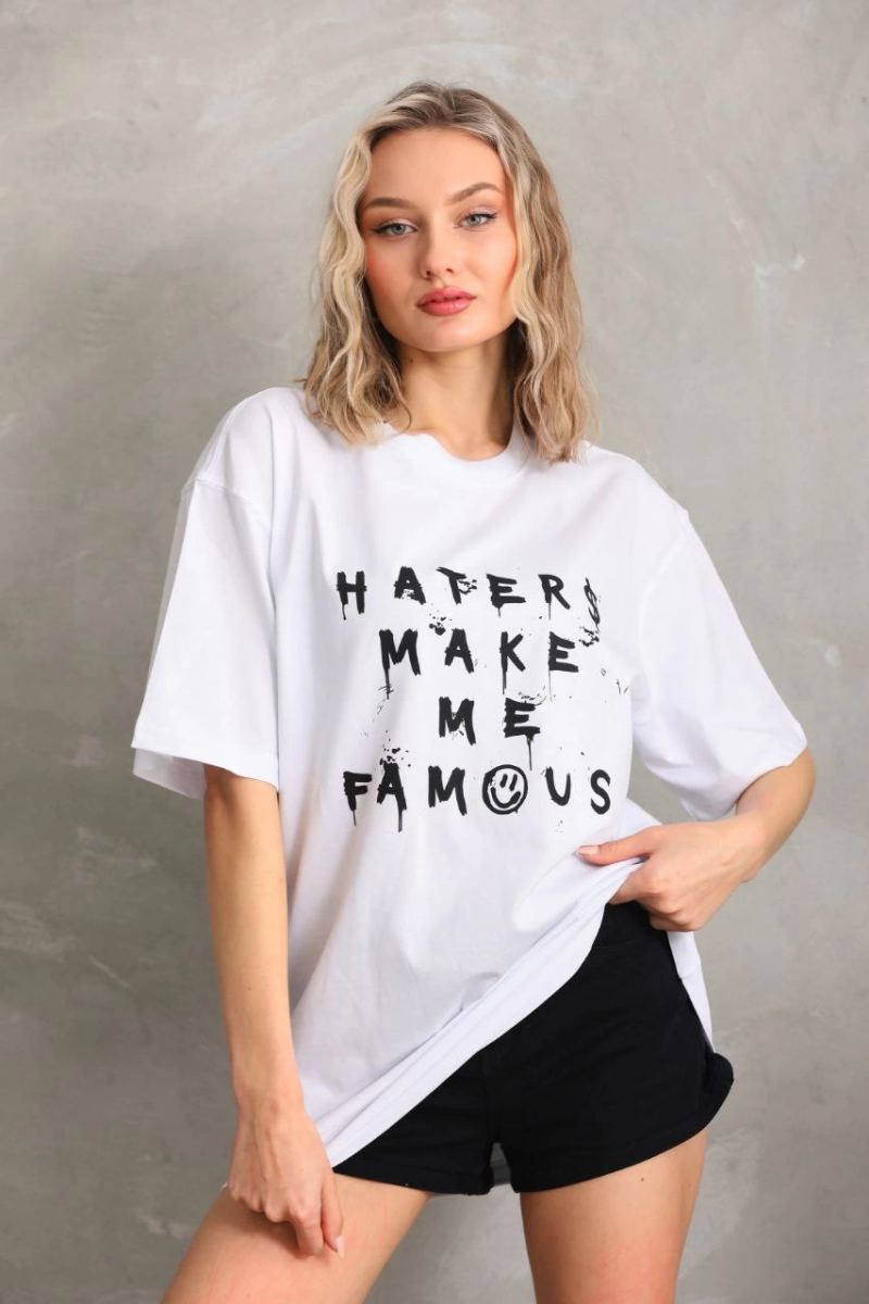 vlmrtr-4463_unisex-baskili-oversize-t-shirt-beyaz-38802727-sw853sh1280-19mhblsr.jpg Kadın ön ve arka Baskılı Oversize Kısa kol T-Shirt - Beyaz - Görsel 1