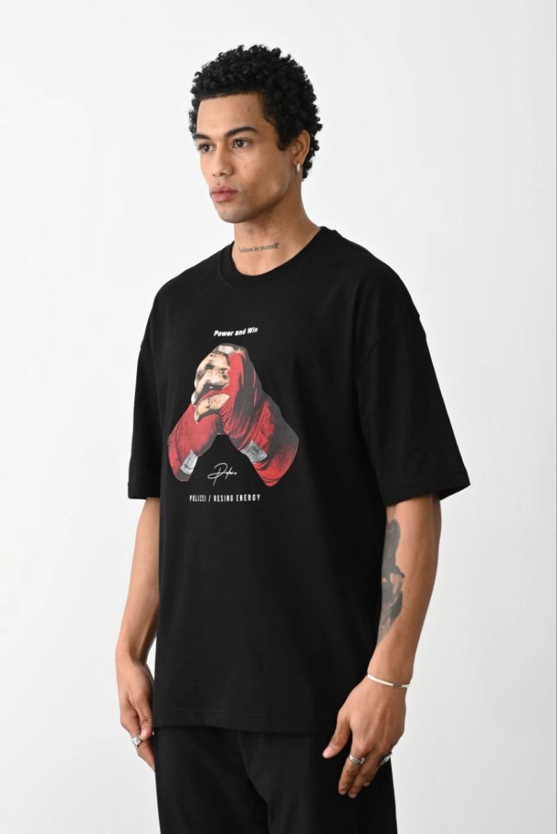 vlmrtr-4758_unisex-baskili-oversize-t-shirt-siyah-20436494-sw854sh1280-6elpu05h.jpg Boxy Eldiven Baskılı T-Shirt Bisiklet Yaka T-Shirt - Siyah - Görsel 1