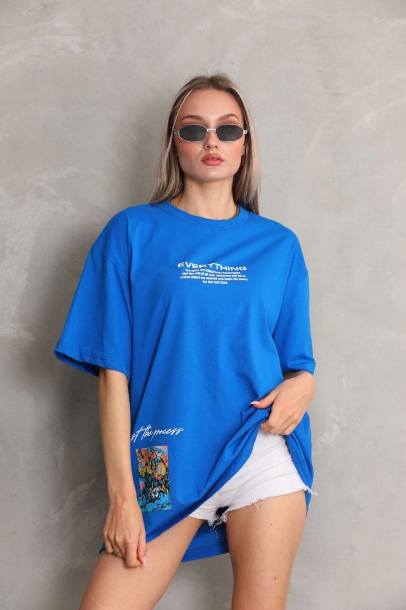vlmrtr-5146_unisex-bisiklet-yakali-baskili-oversize-t-shirt-mavi-6860090-sw853sh1280-3eyne0fl.jpg kadın Bisiklet Yaka Baskılı Oversize T-Shirt - Mavi - Görsel 1