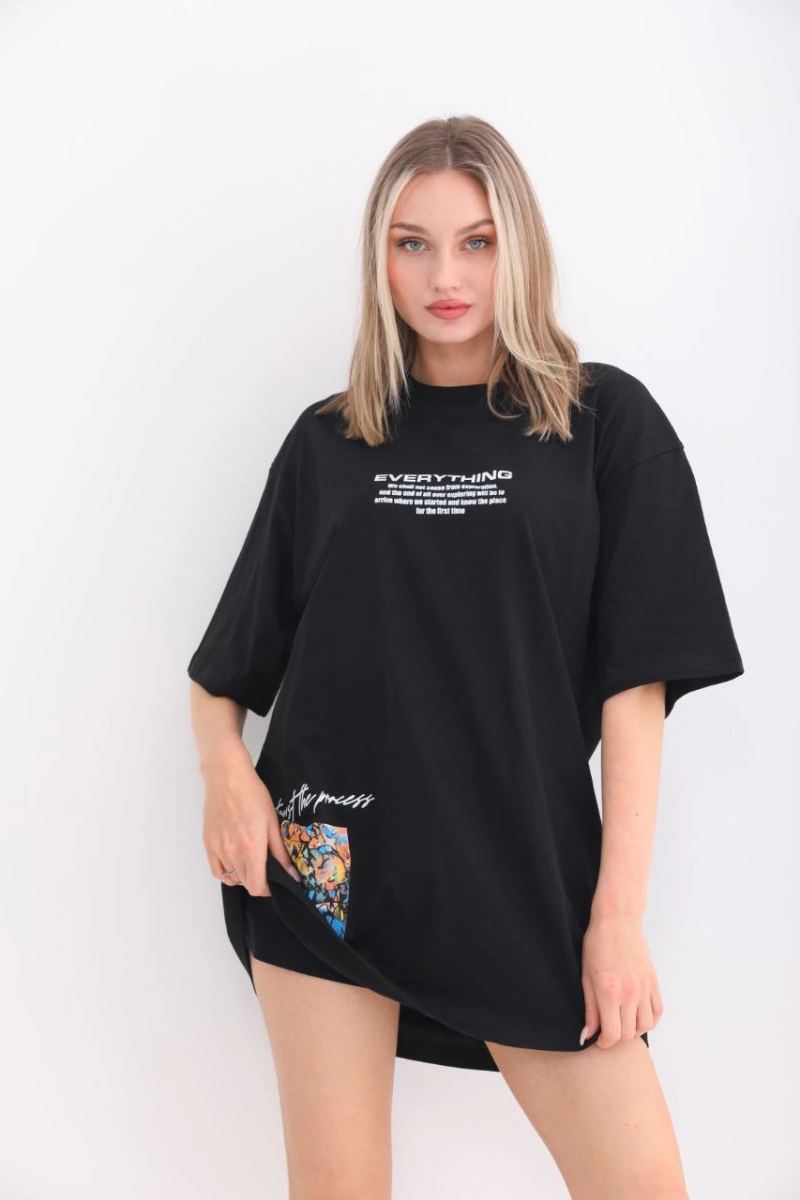 vlmrtr-5148_unisex-bisiklet-yakali-baskili-oversize-t-shirt-siyah-42464694-sw853sh1280-f2qclp1w.jpg Bisiklet Yaka Baskılı Oversize T-Shirt - Siyah - Görsel 1