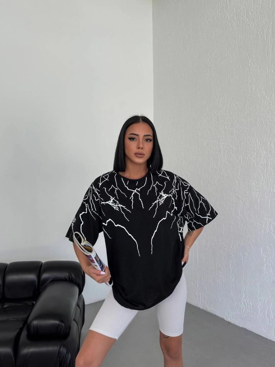 vlmrtr-5871_unisex-bisiklet-yaka-baskili-oversize-t-shirt-siyah-84616412-sw959sh1280-1uh433d6.jpg Kadın Yıldırım şimşek Baskılı T-Shirt Kısa Kol Bisiklet Yaka Oversize Tişört - Siyah - Görsel 1