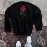 Oversize Kapüşonlu Cepli GÜL Baskılı 3 İplik Pamuklu Hoodie Sweatshirt - Siyah