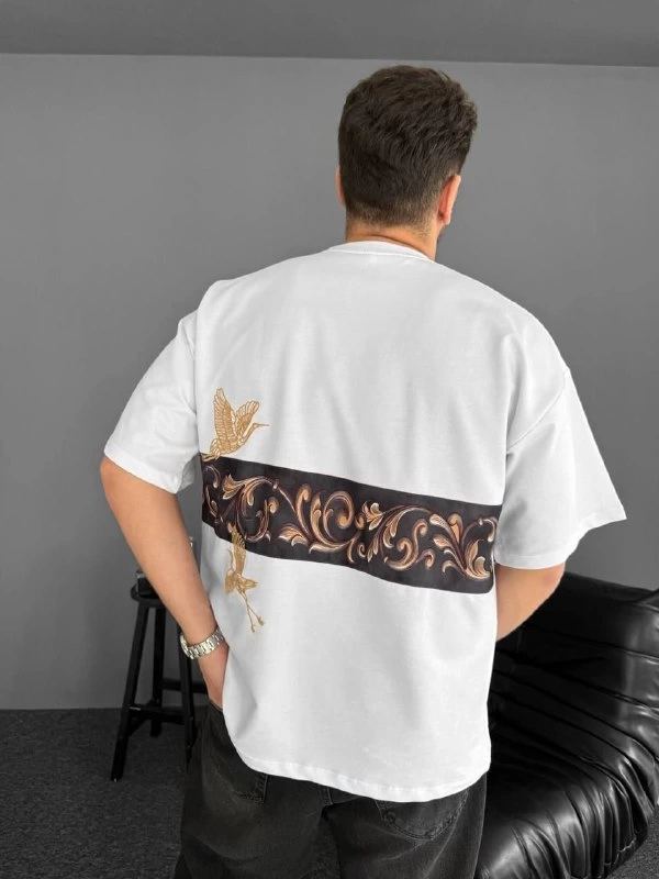 vlmrtr-7862_on-ve-arka-baskili-oversize-bisiklet-yaka-t-shirt-beyaz-18155051-sw600sh800-1fn0nwxg.jpg T-Shirt Ön ve Arka Baskılı Oversize Bisiklet Yaka tişort - Beyaz - Görsel 1