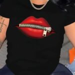 T-Shirt Bisiklet Yaka Dudak Baskılı T-Shirt - Siyah