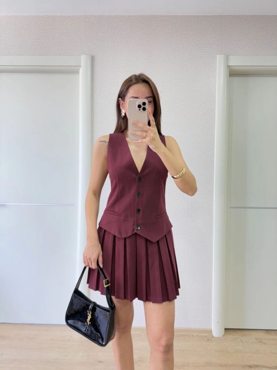 vlmrtr-8242_takim-gorunumlu-yelekli-mini-elbise-bordo-30614893-sw960sh1280-33fmkv7f.jpg Keten Takım Görünümlü Düğme Detaylı Yelekli Mini Elbise - Bordo - Görsel 1