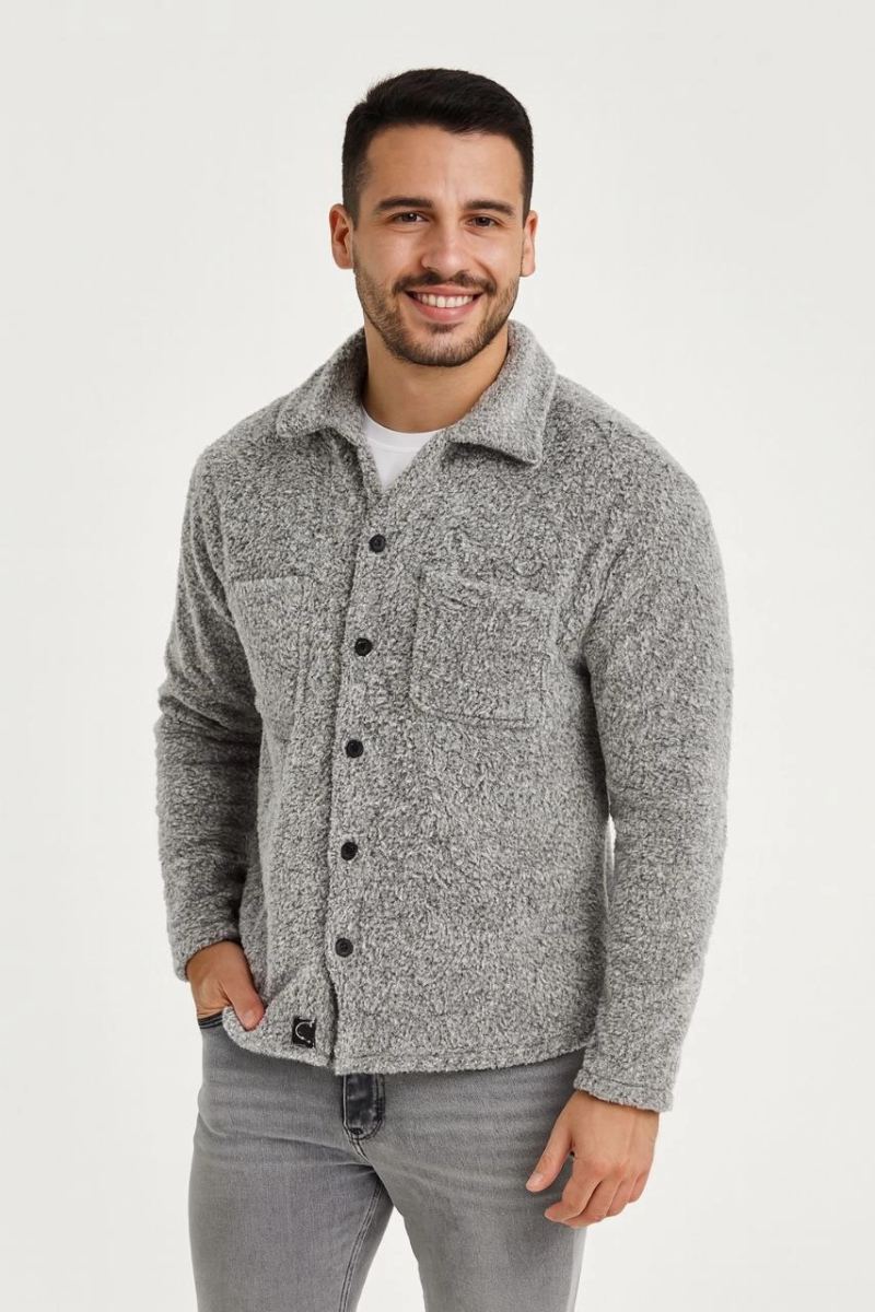 vlmrtr-8728_erkek-pelus-polar-hirka-gomlek-yakali-ilik-dugmeli-gogus-cepli-yumusak-dokulu-kislik-regular-fit-rahat-gunluk-model-gri-744551-sw853sh1280-ejvtsoih.jpg Erkek Pelüş Polar Hırka Gömlek Yakalı İlik Düğmeli Göğüs Cepli Yumuşak Dokulu - Gri - Görsel 1